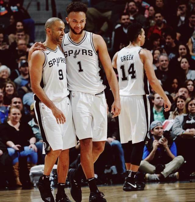 按钮位持A 按钮位持A